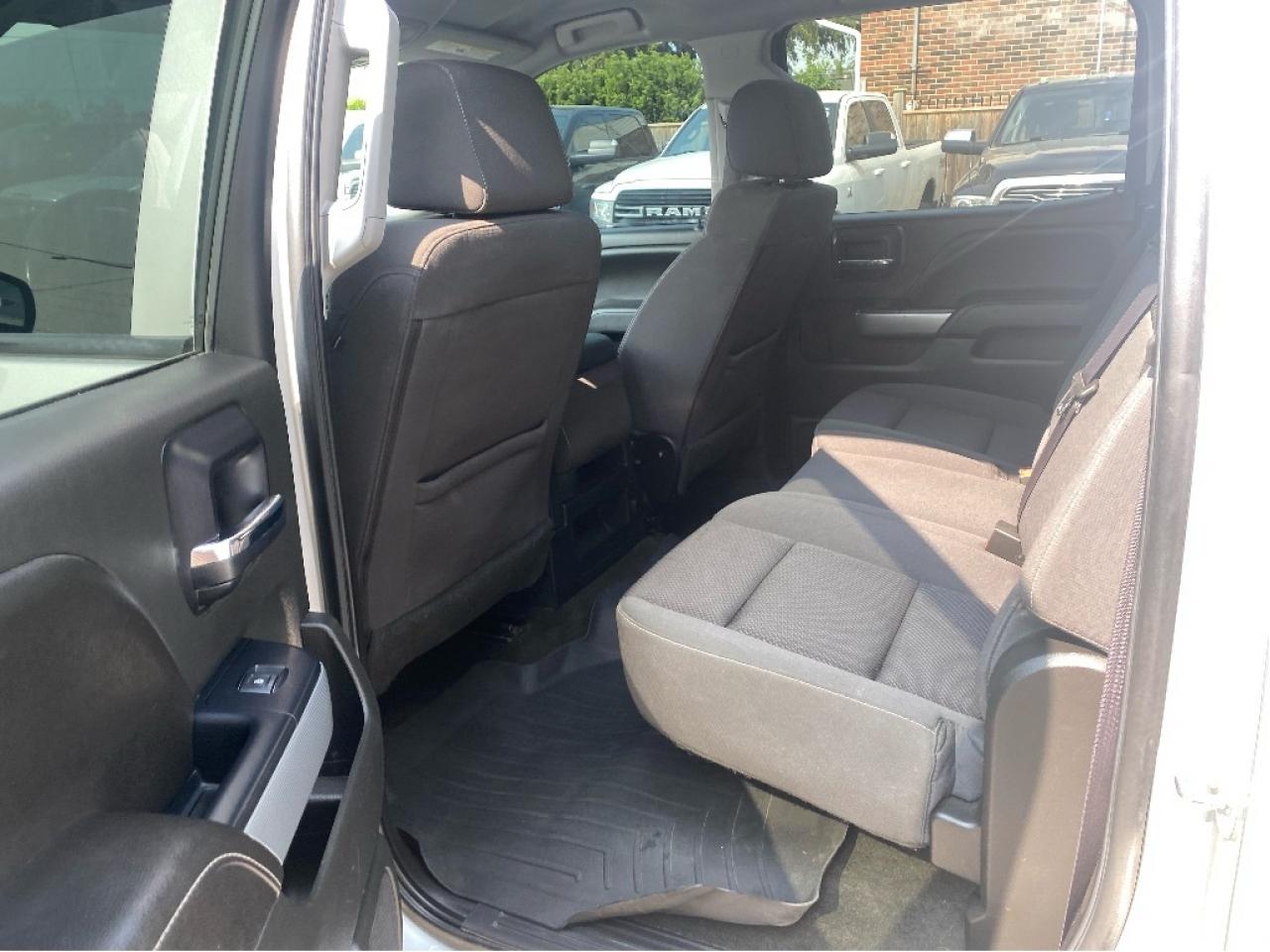 2017 Chevrolet Silverado 1500 LT Photo