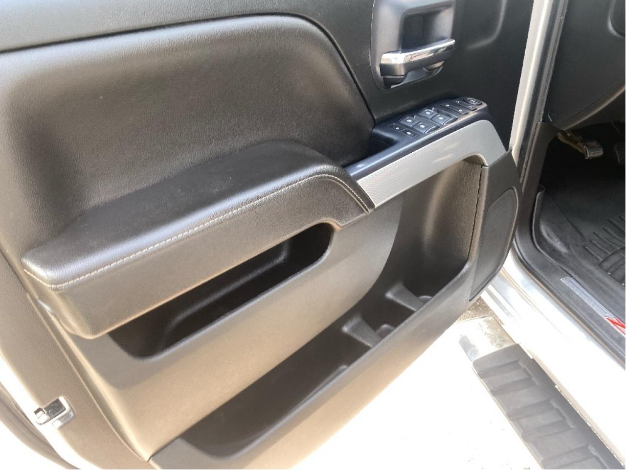 2017 Chevrolet Silverado 1500 LT Photo