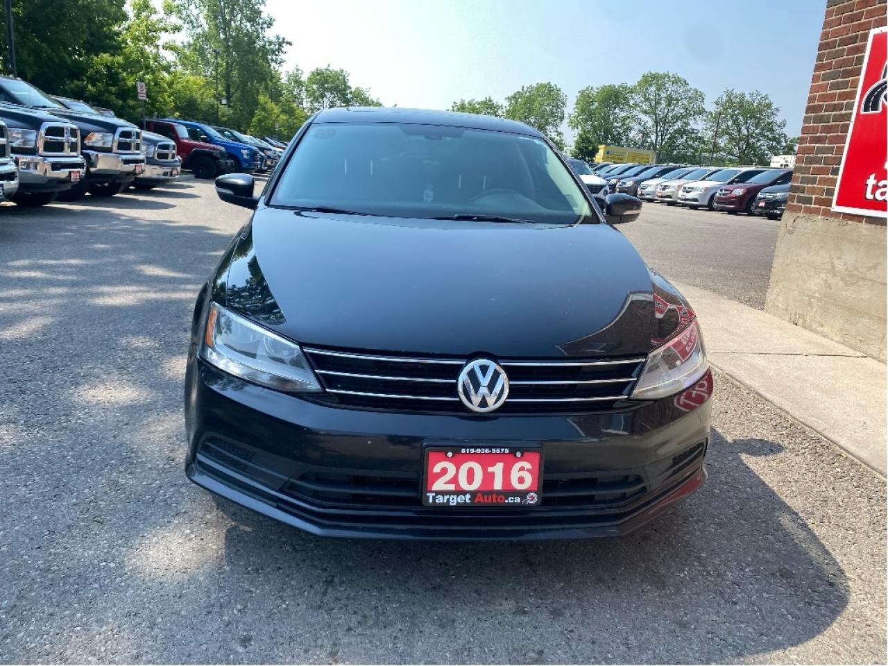 2016 Volkswagen Jetta Sedan Comfortline Photo