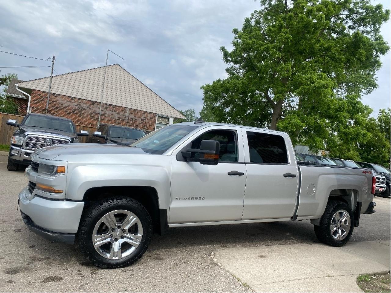 2018 Chevrolet Silverado 1500 Very Well Maintained, Drives Great !! Photo