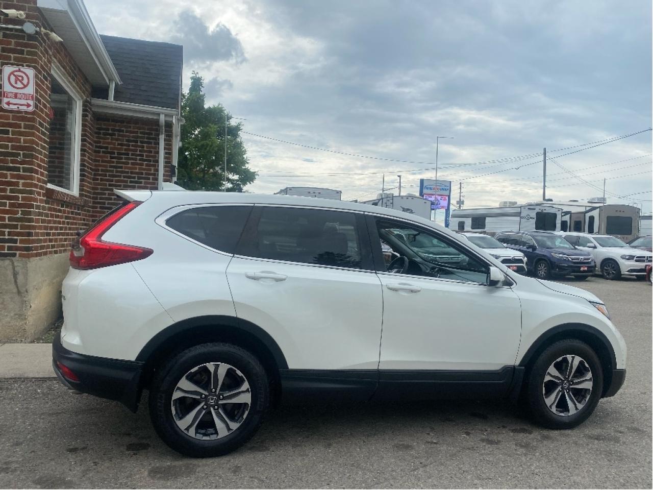 2018 Honda CR-V LX Photo