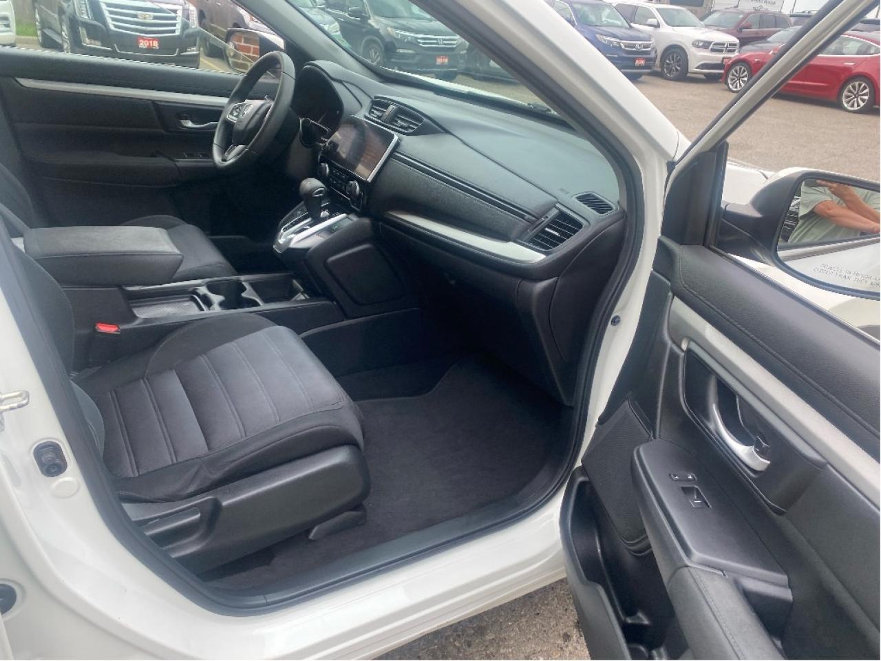 2018 Honda CR-V LX Photo