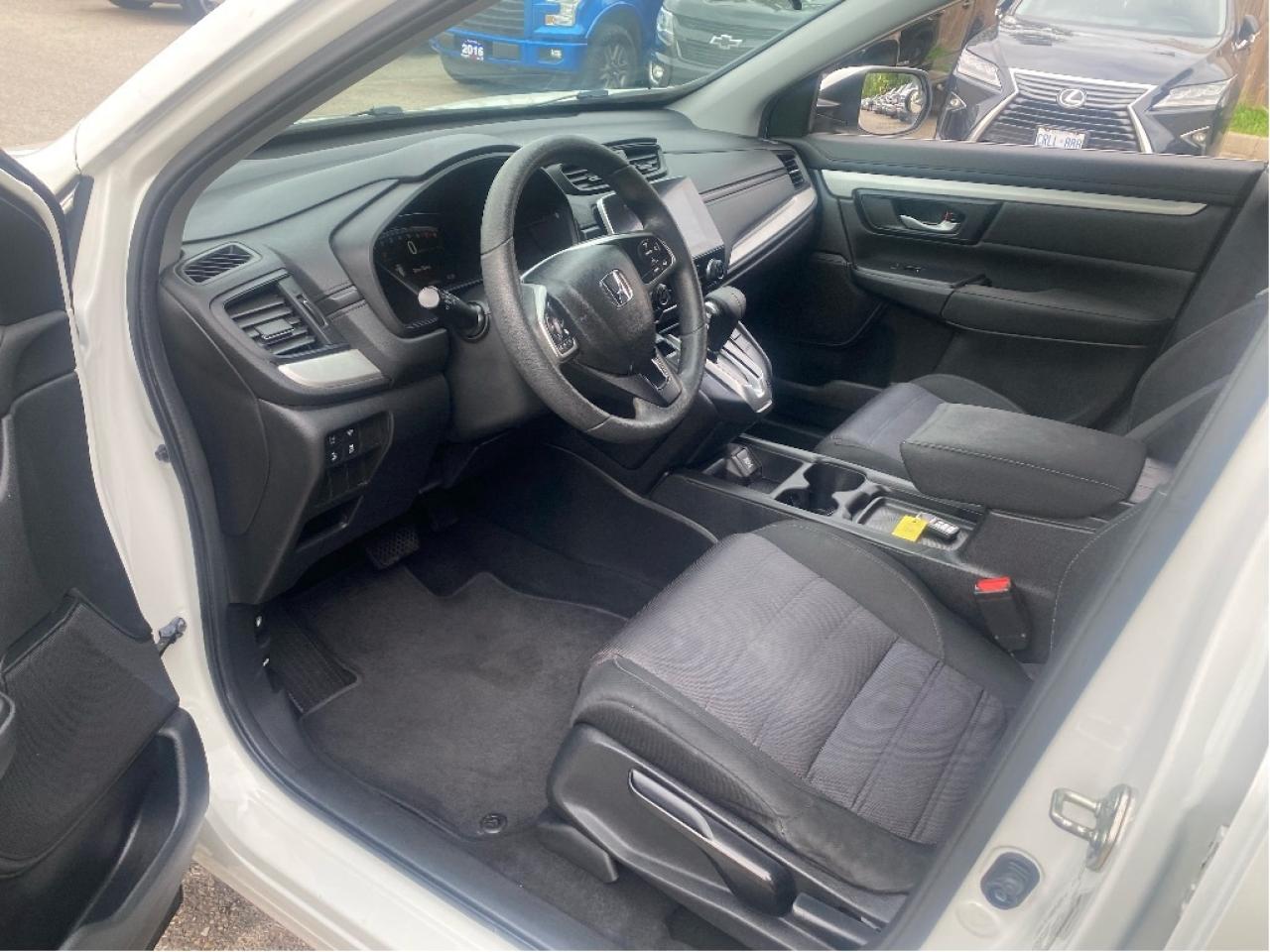 2018 Honda CR-V LX Photo