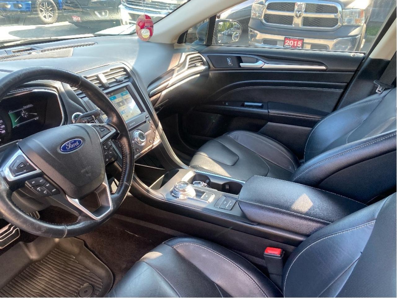 2017 Ford Fusion Titanium, Fully Loaded, No Accidents Photo