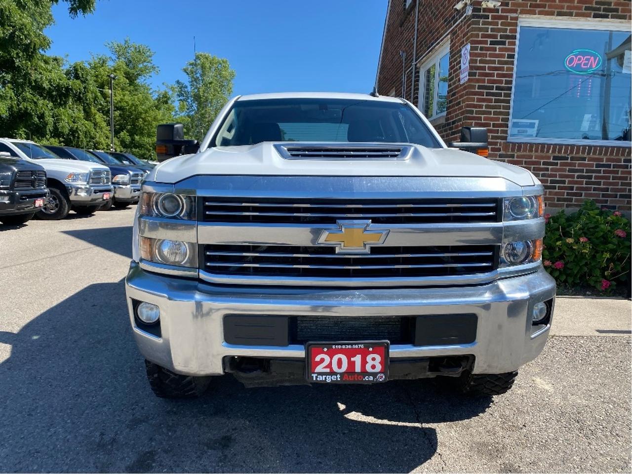 2018 Chevrolet Silverado 2500 HD LT, Duramax Diesel, No Accidents Photo