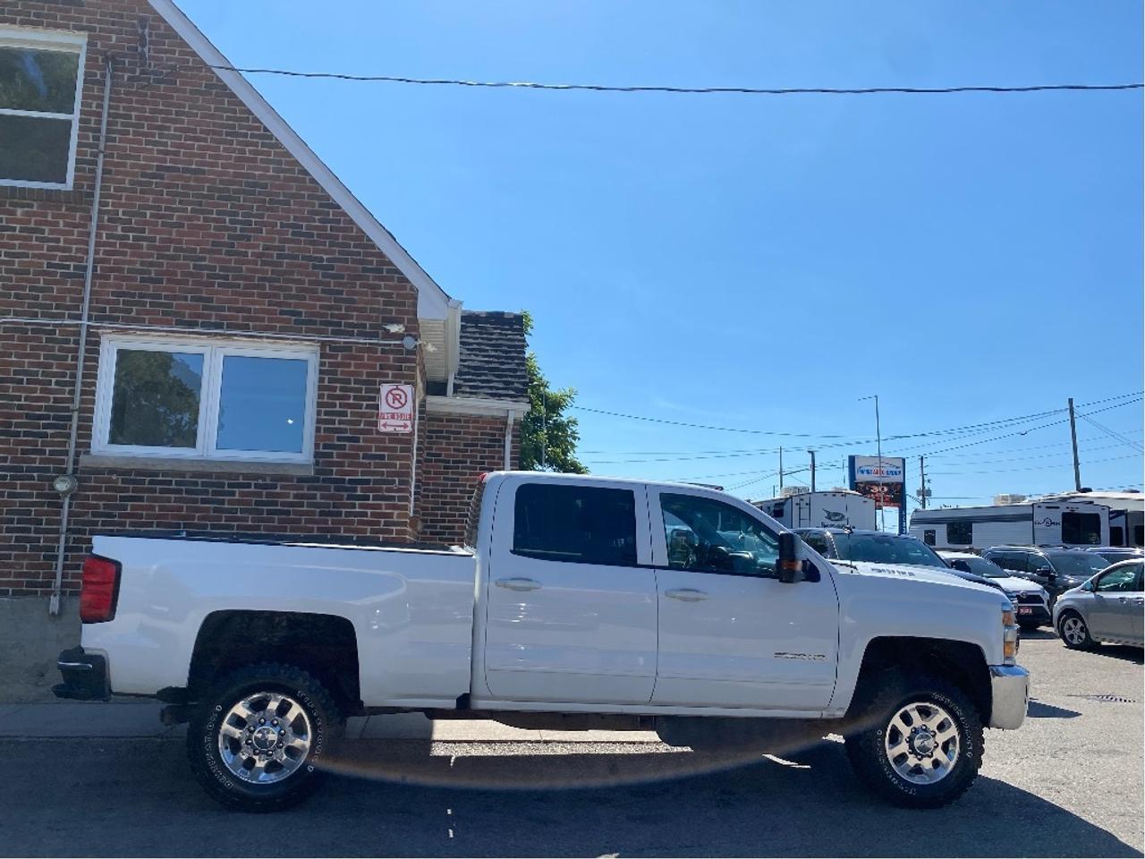 2018 Chevrolet Silverado 2500 HD LT, Duramax Diesel, No Accidents Photo