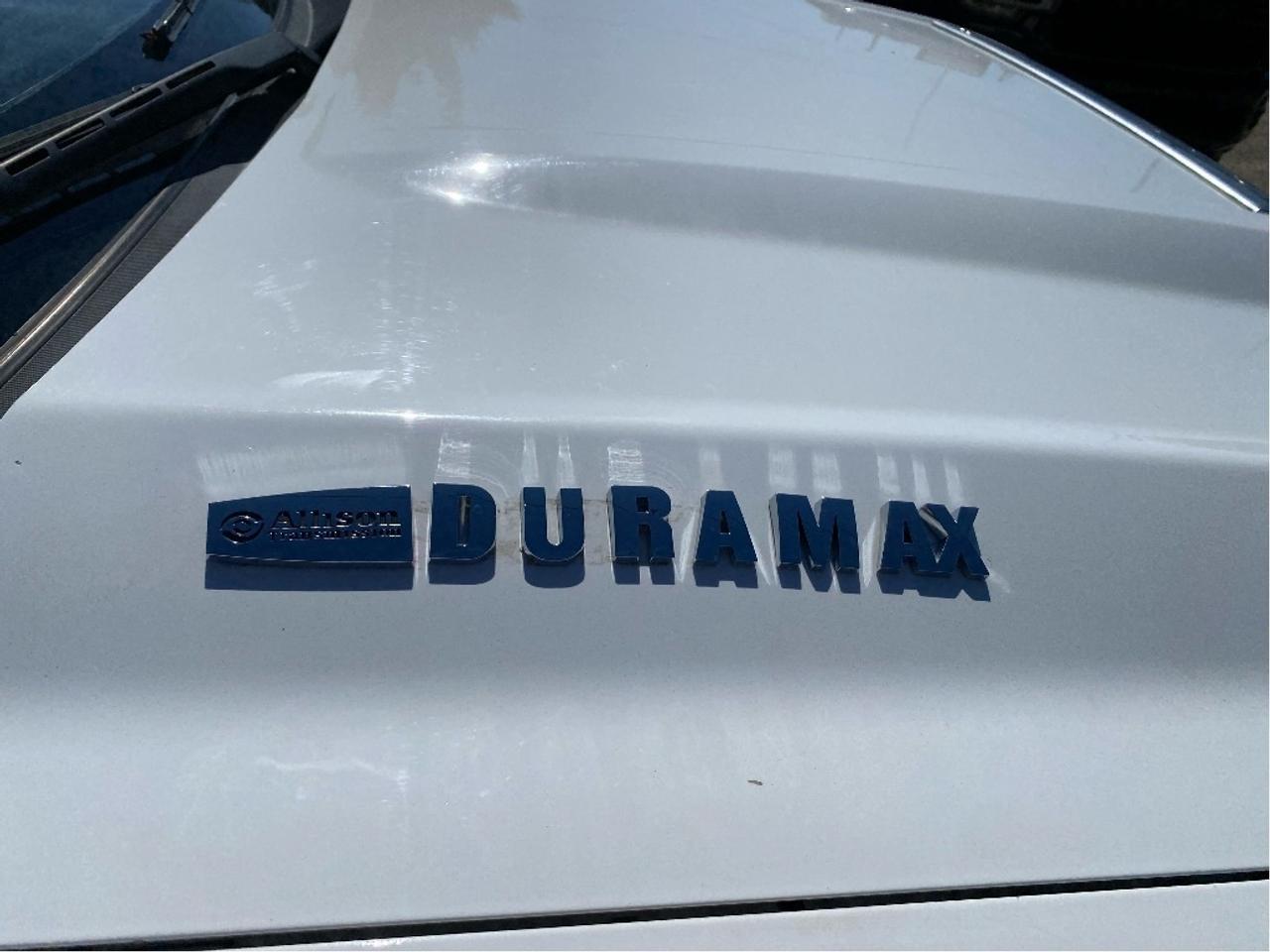 2018 Chevrolet Silverado 2500 HD LT, Duramax Diesel, No Accidents Photo
