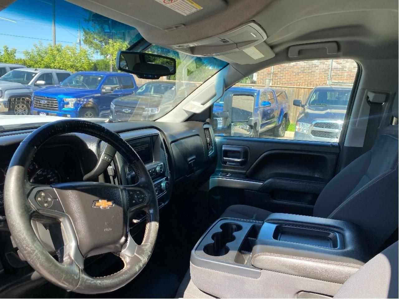 2018 Chevrolet Silverado 2500 HD LT, Duramax Diesel, No Accidents Photo