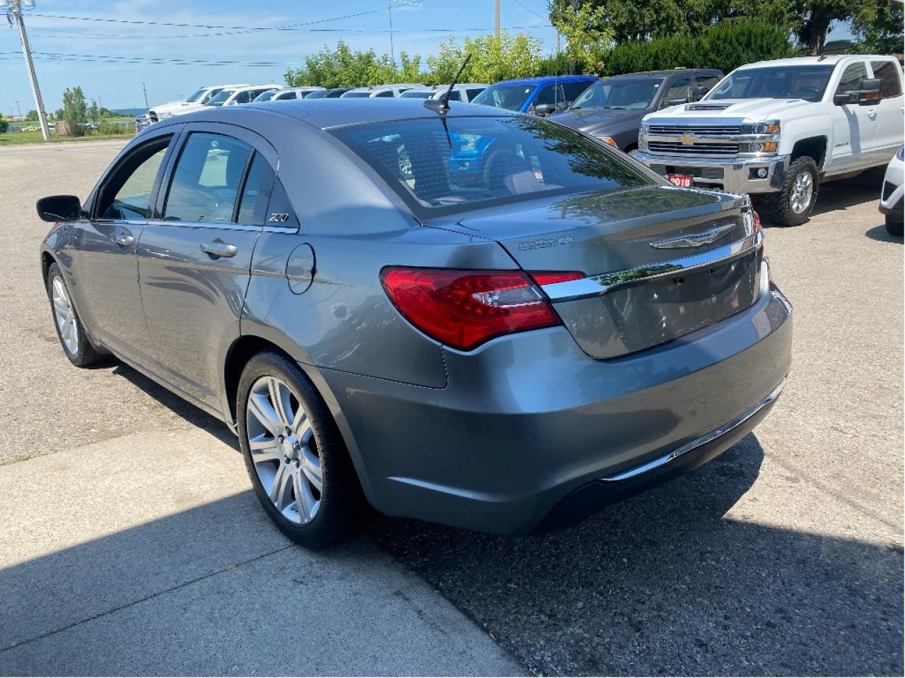 2013 Chrysler 200 Touring, No Accidents, Very Well Maintaied Photo