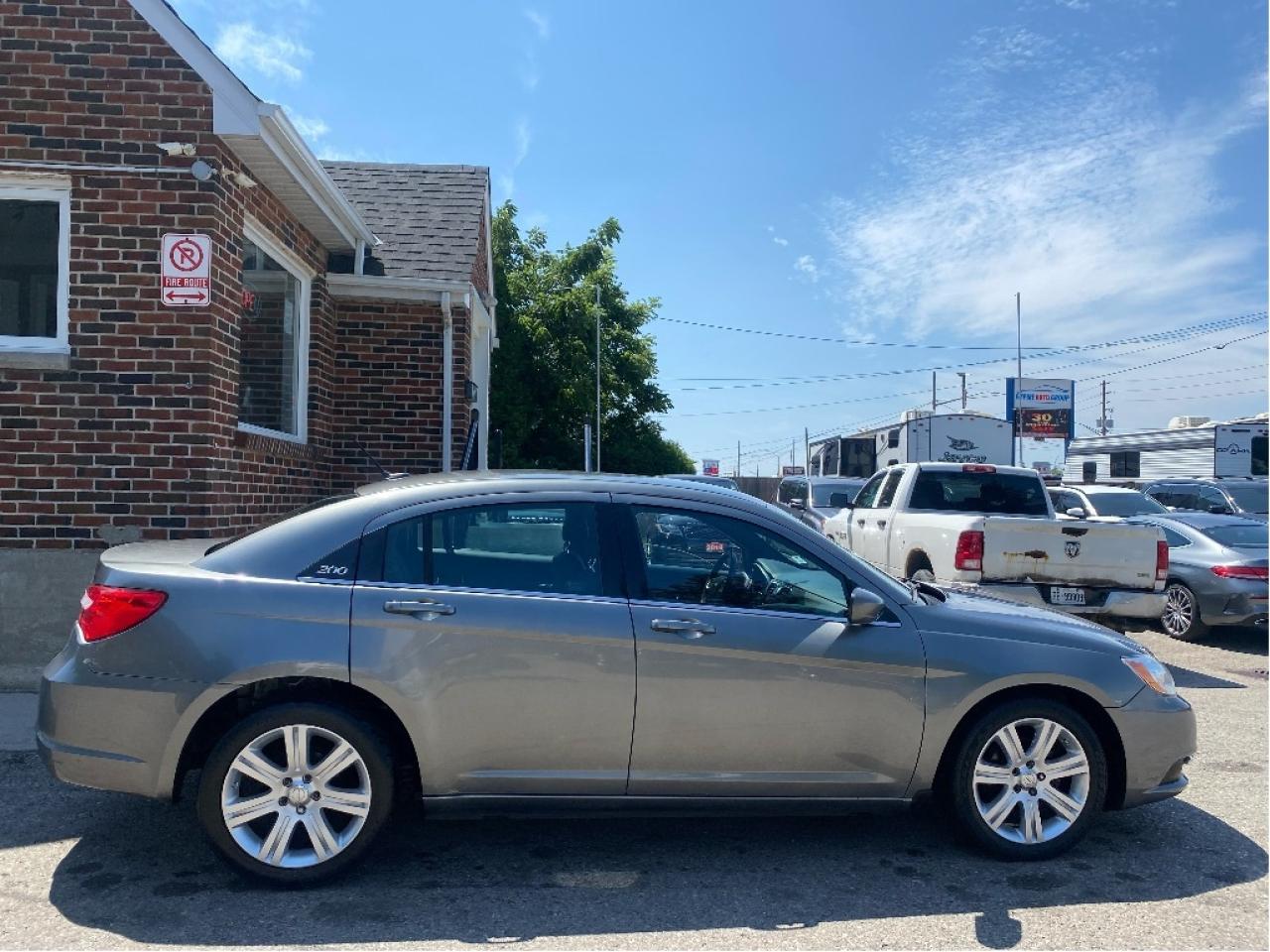 2013 Chrysler 200 Touring, No Accidents, Very Well Maintaied Photo