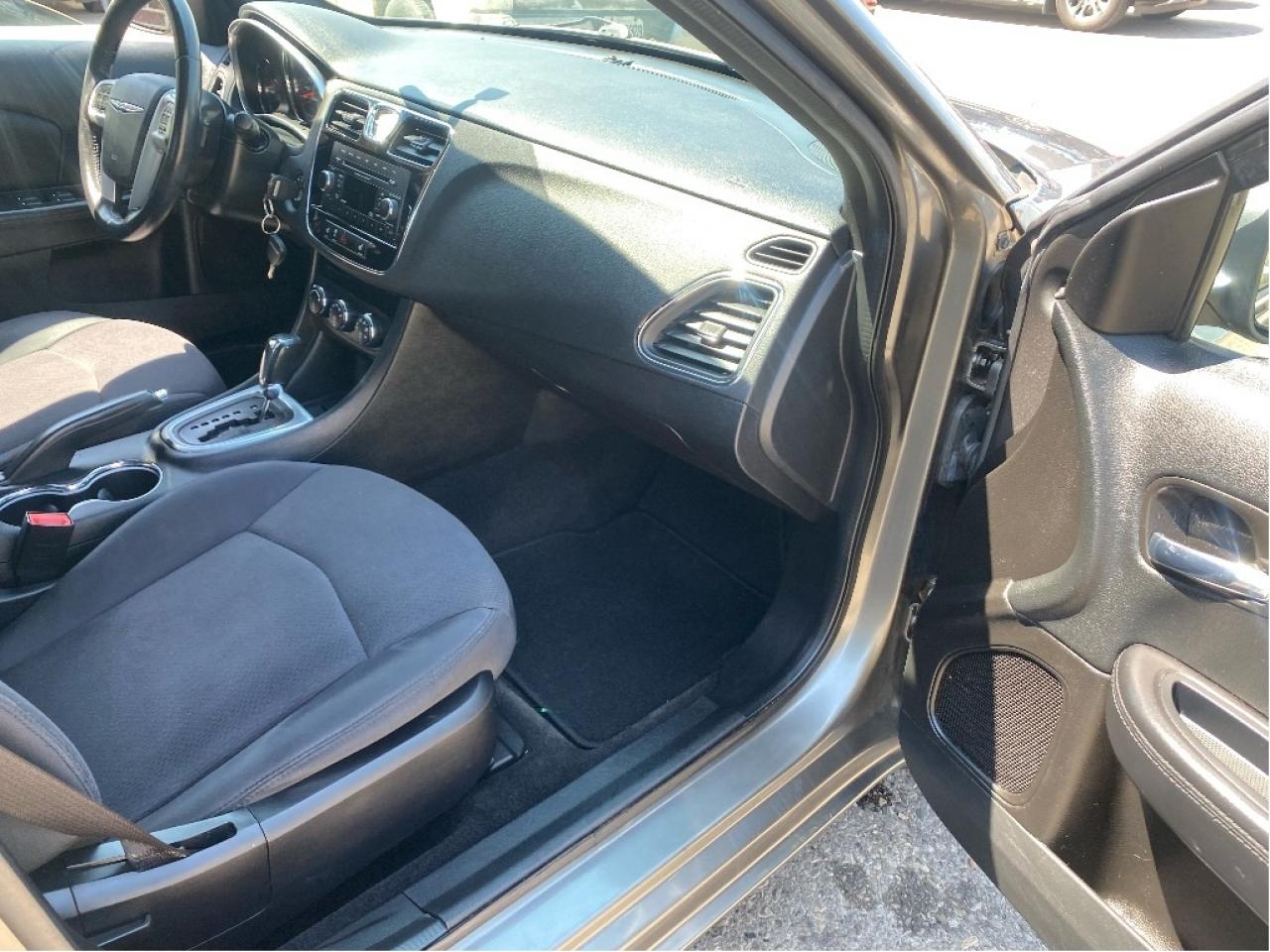 2013 Chrysler 200 Touring, No Accidents, Very Well Maintaied Photo