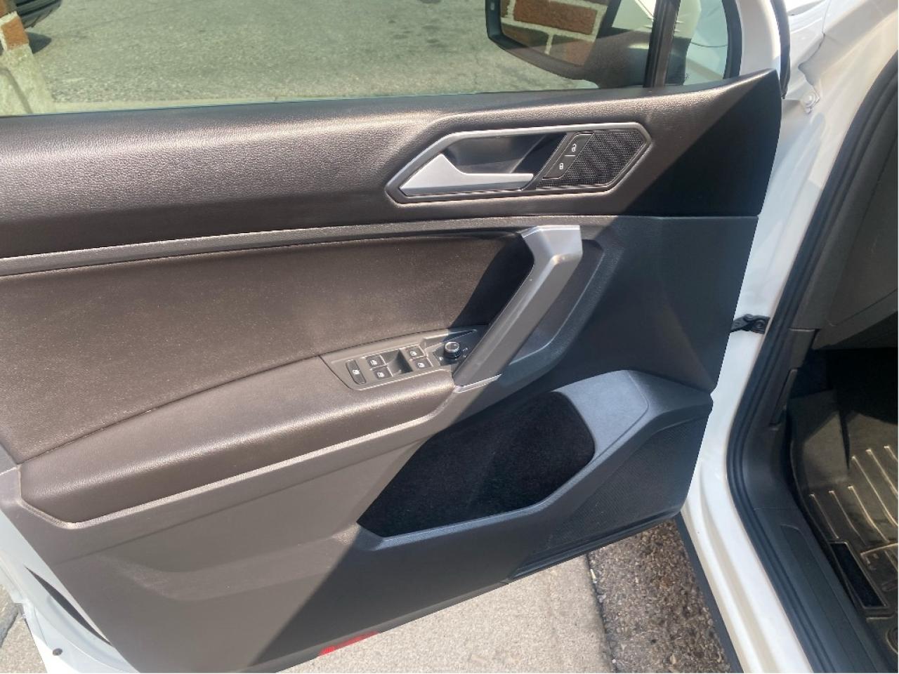 2018 Volkswagen Tiguan COMFORTLINE Photo