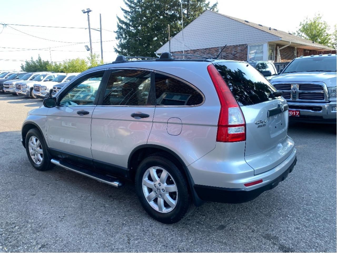 2011 Honda CR-V No Accidents Photo3