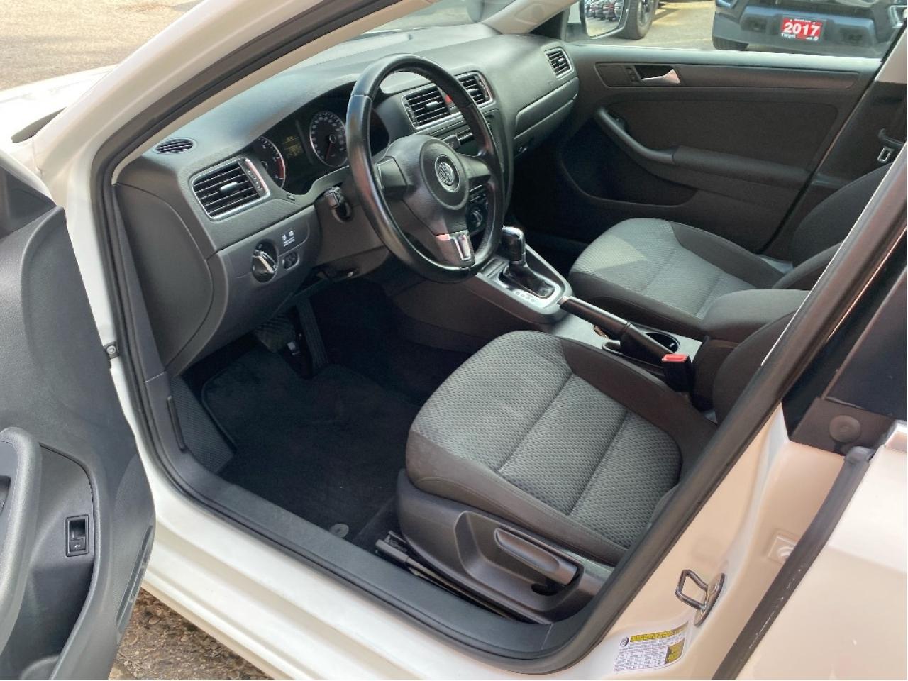 2012 Volkswagen Jetta Sedan TDI Diesel Photo