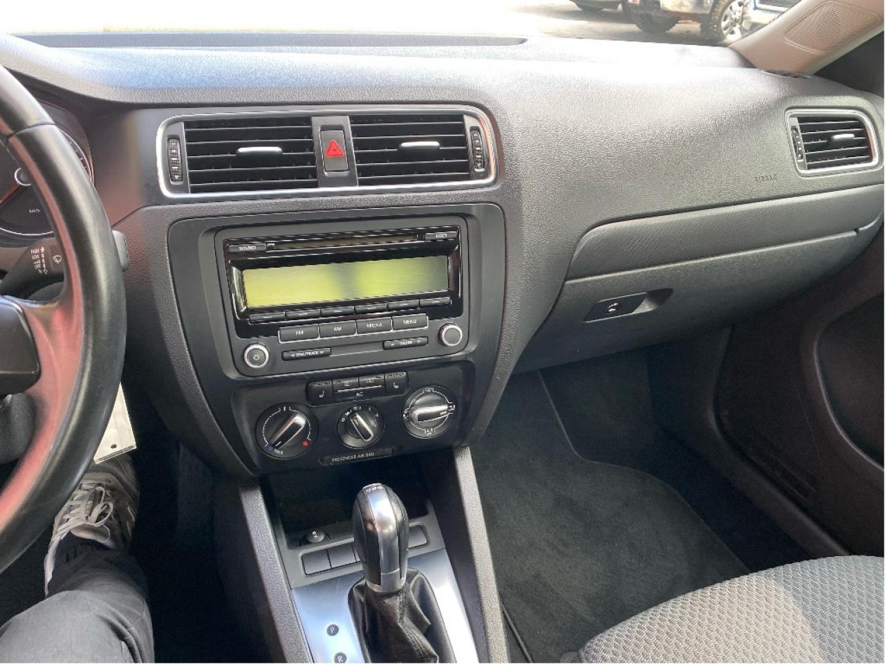 2012 Volkswagen Jetta Sedan TDI Diesel Photo