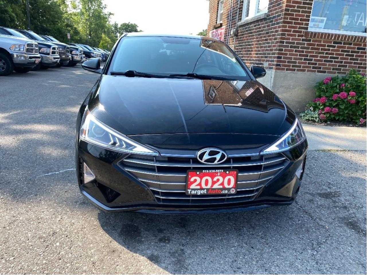 2020 Hyundai Elantra Preferred Photo