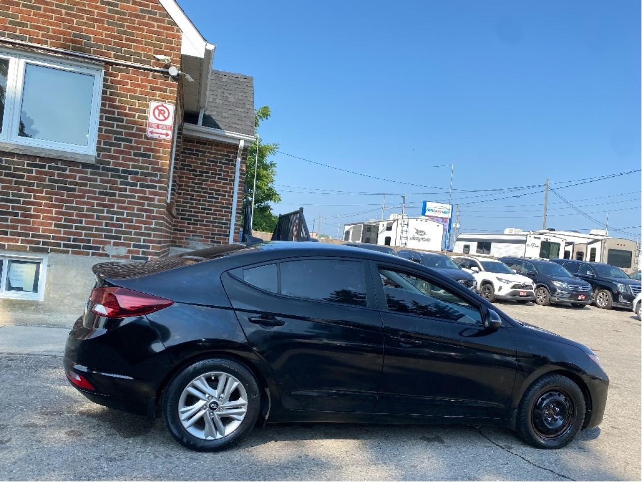 2020 Hyundai Elantra Preferred Photo