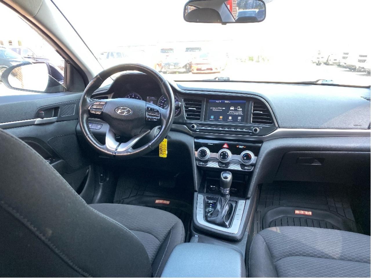 2020 Hyundai Elantra Preferred Photo