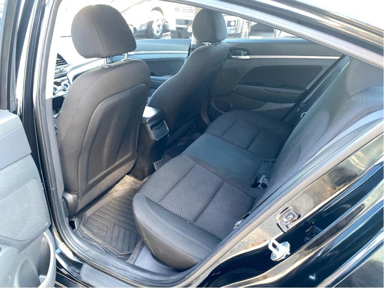 2020 Hyundai Elantra Preferred Photo