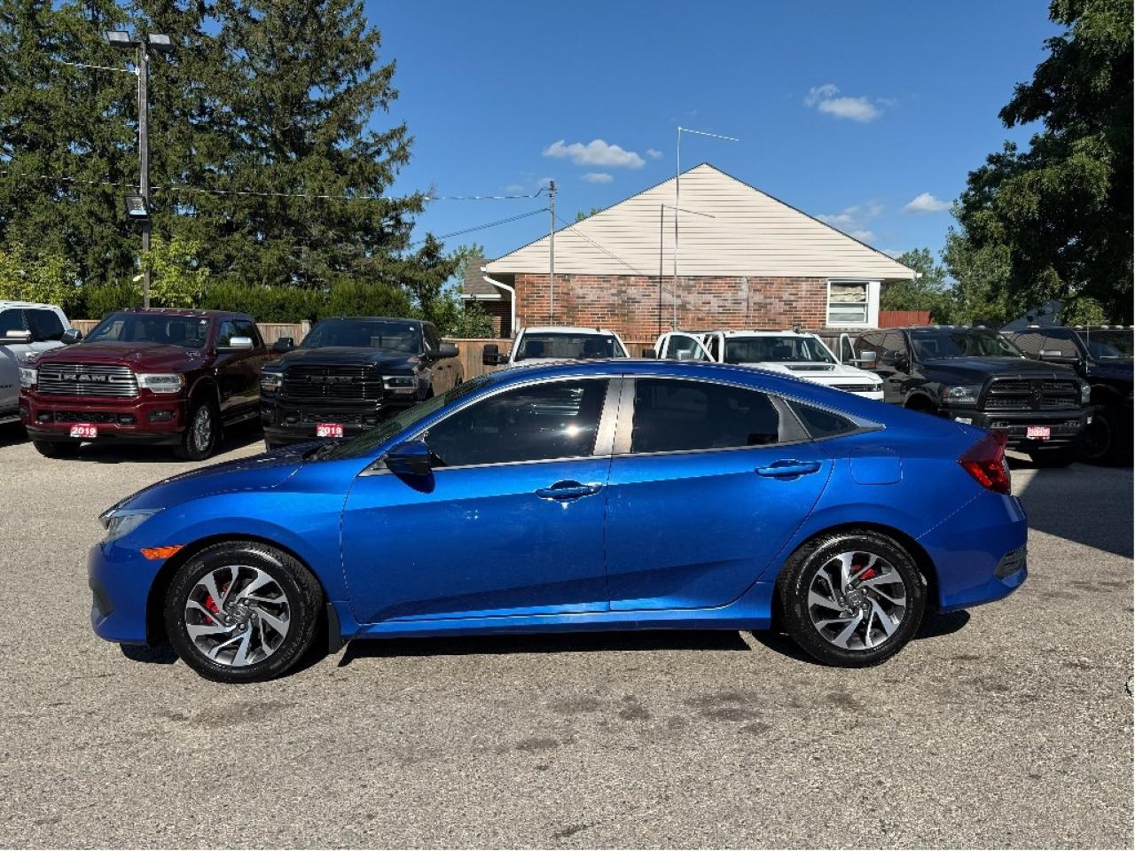 2016 Honda Civic Sedan EX Photo3