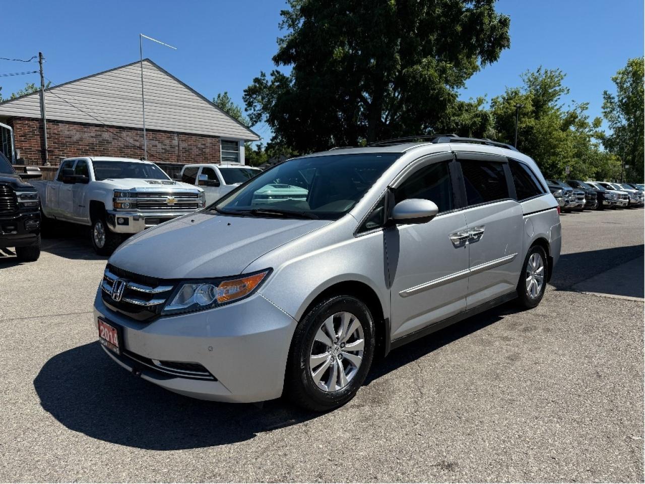 2014 Honda Odyssey EX-L Photo2