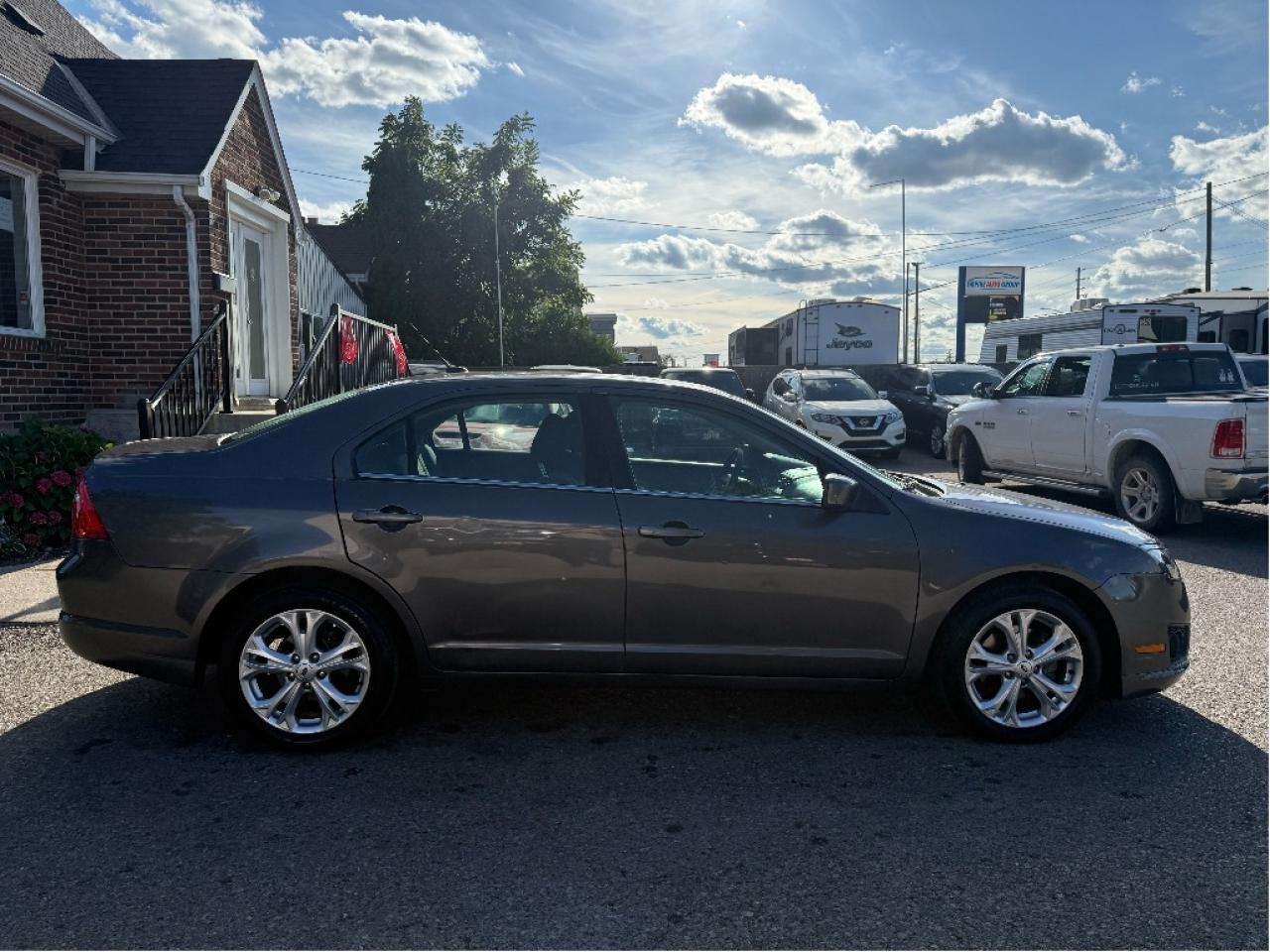 2012 Ford Fusion SE, Low Mileage Photo