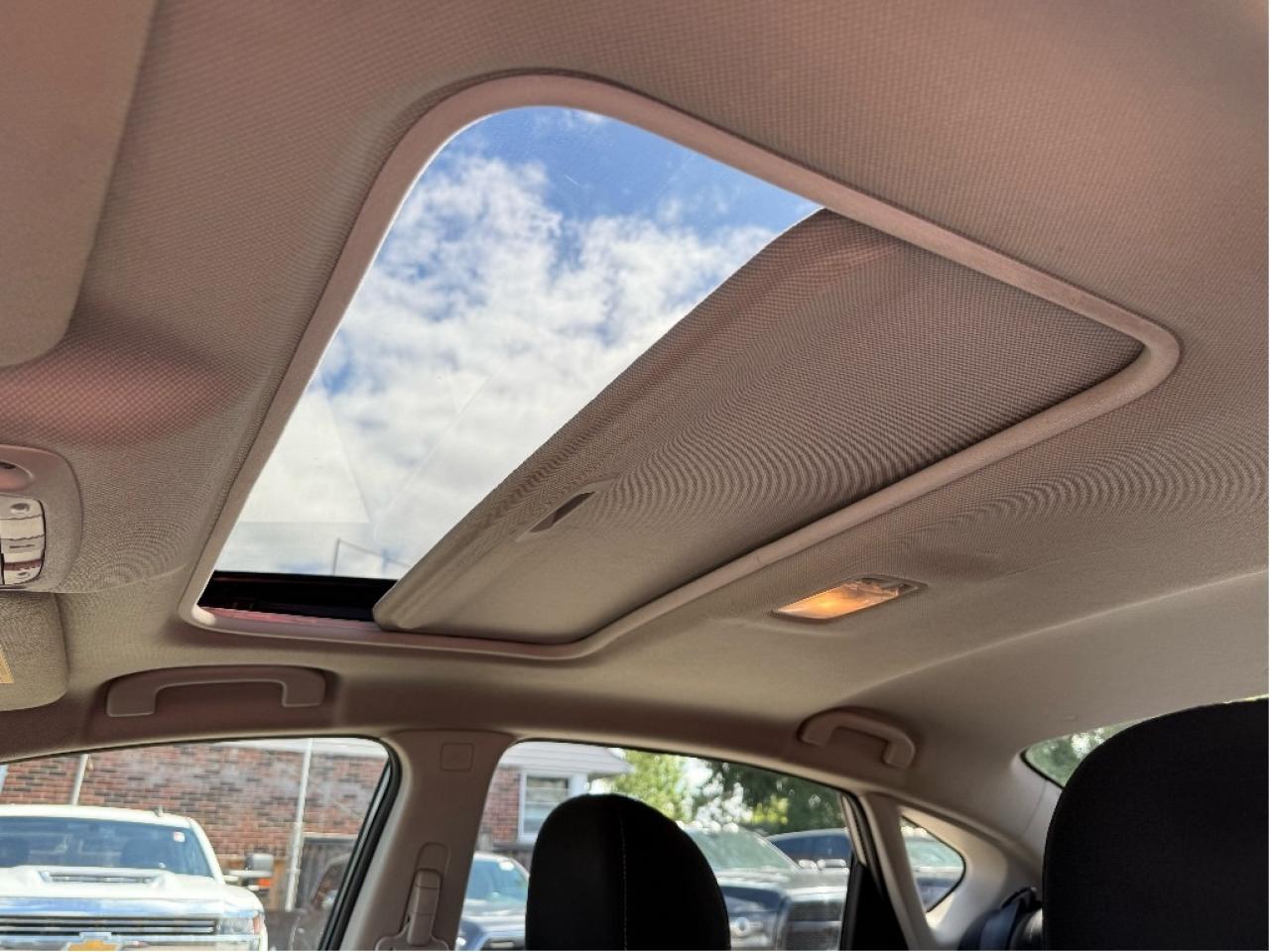 2018 Nissan Sentra S, Low Mileage, No Accident Photo