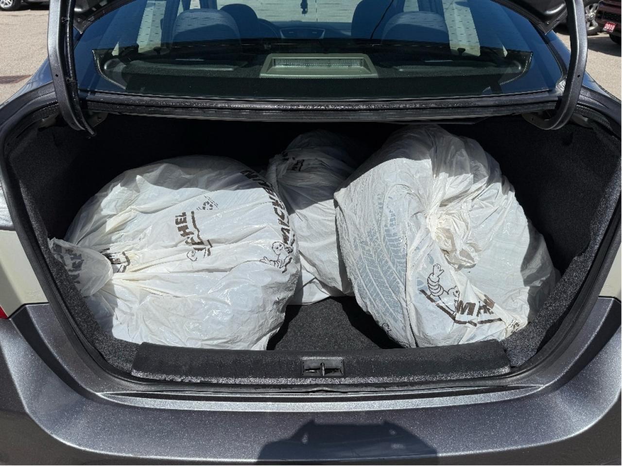 2018 Nissan Sentra S, Low Mileage, No Accident Photo