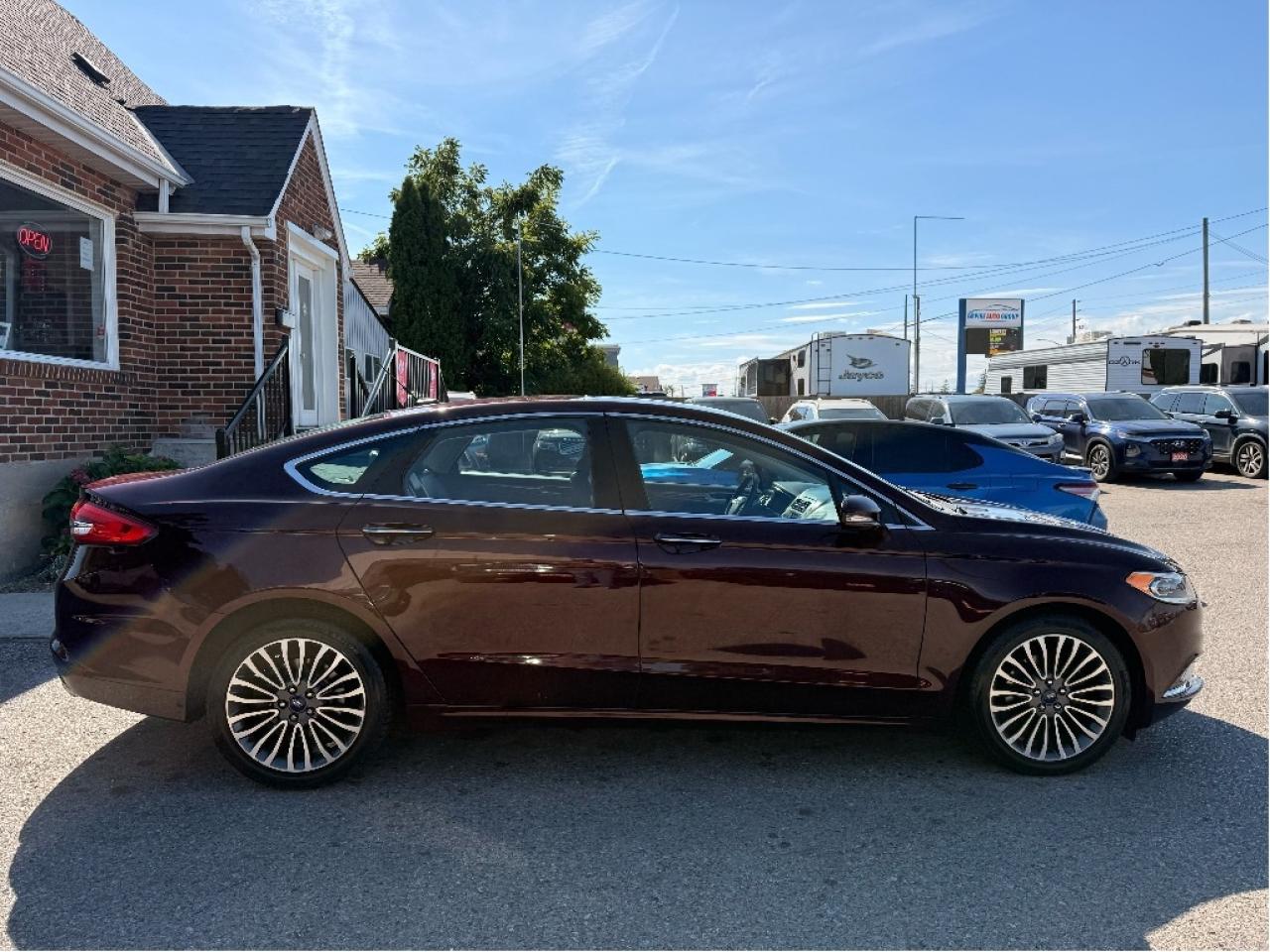 2017 Ford Fusion SE Photo