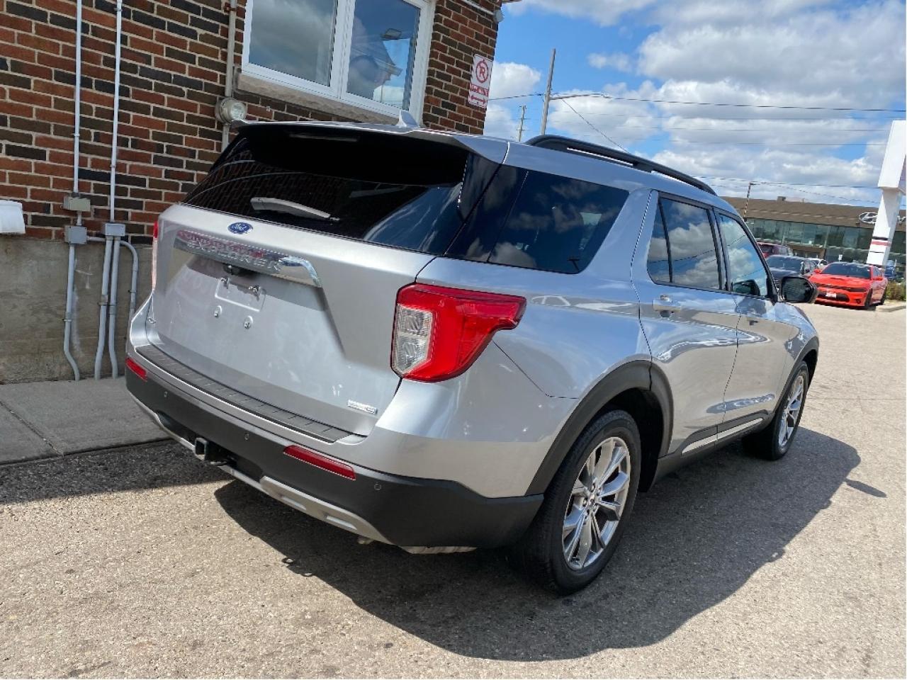 2020 Ford Explorer XLT Photo