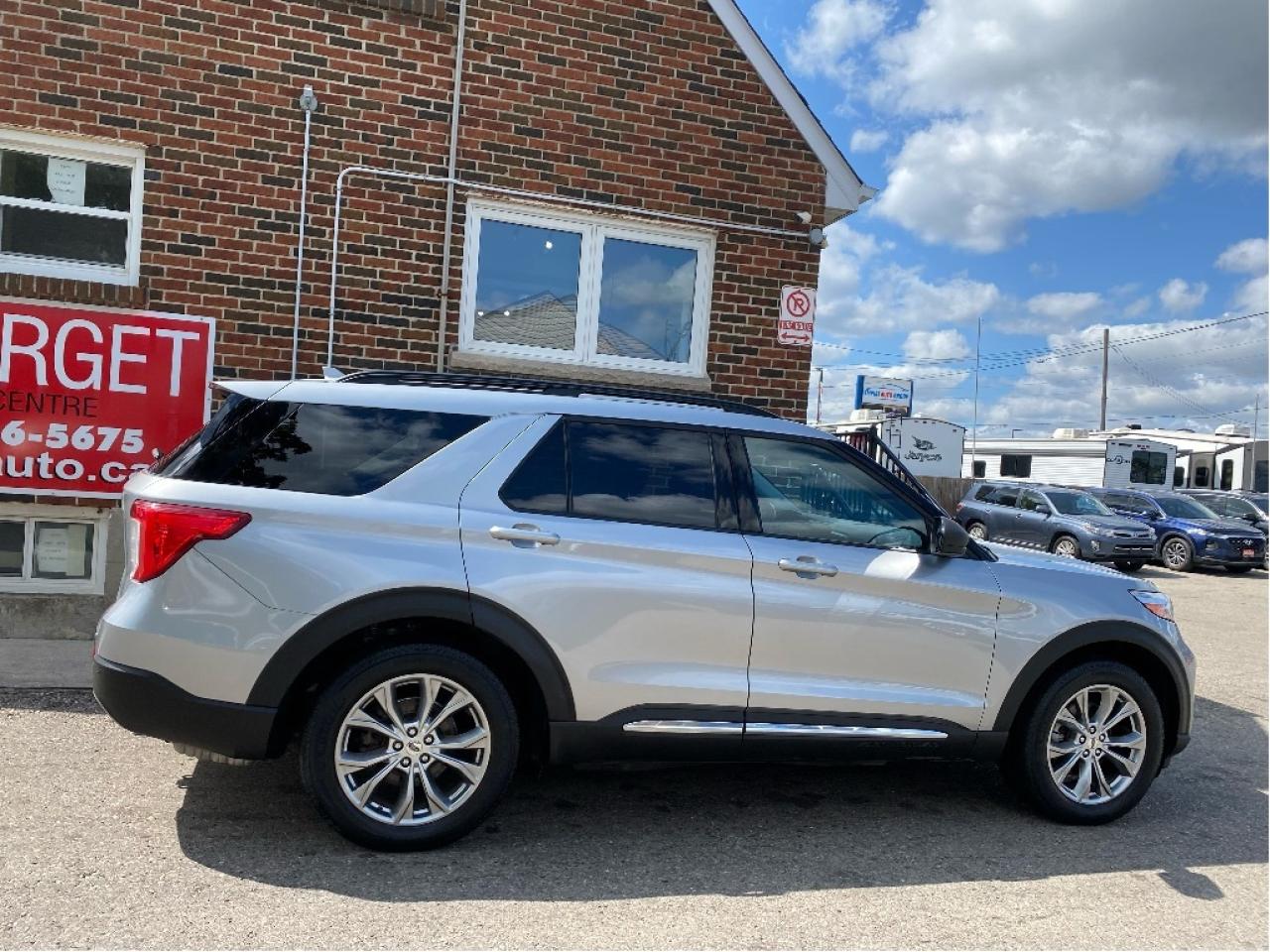 2020 Ford Explorer XLT Photo