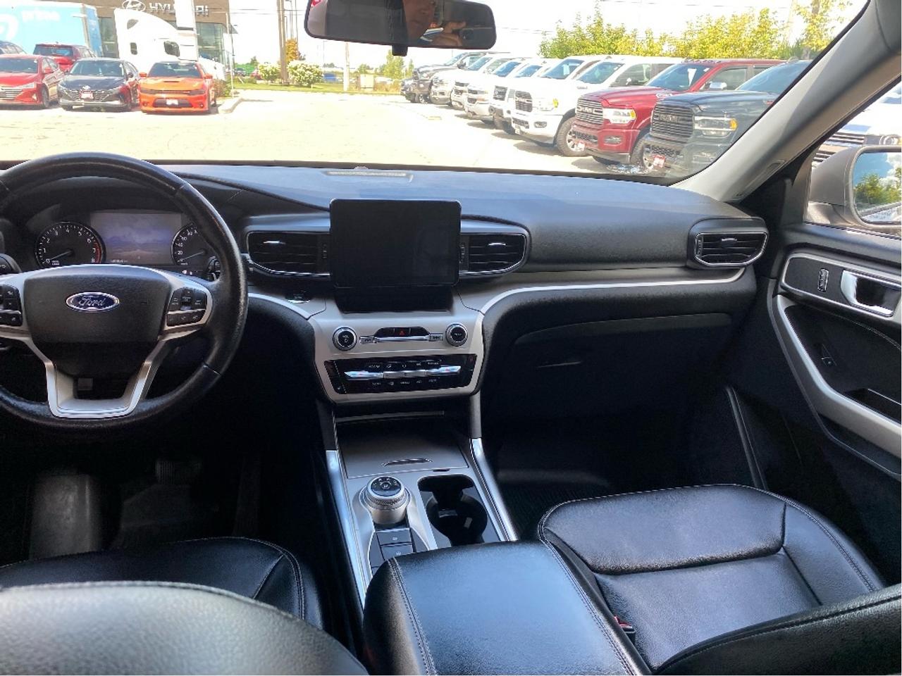 2020 Ford Explorer XLT Photo