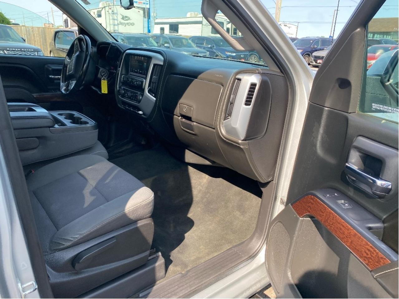 2017 GMC Sierra 1500 SLE Photo