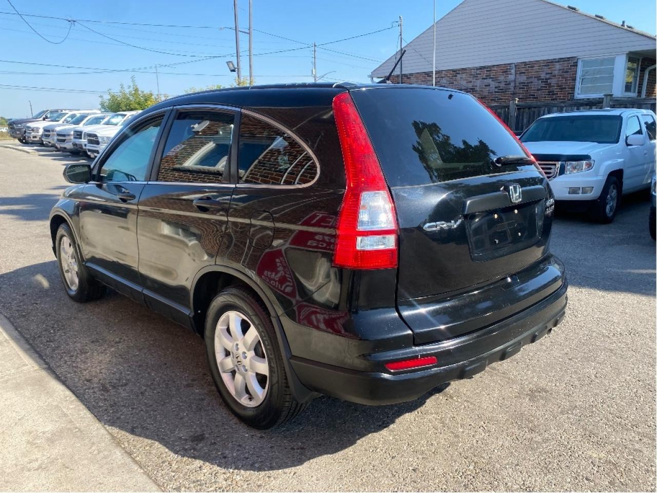 2011 Honda CR-V  Photo3