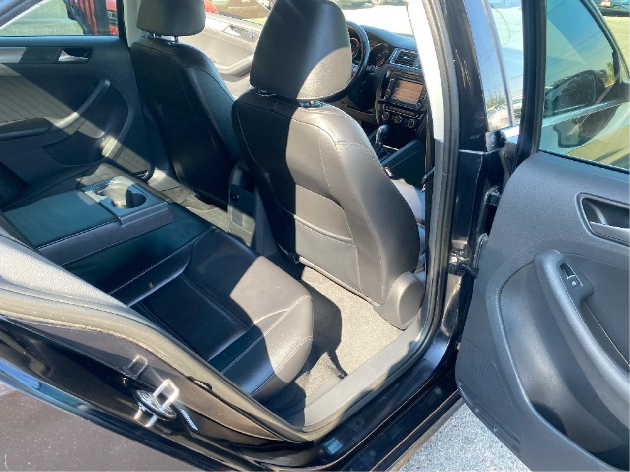 2015 Volkswagen Jetta Sedan Highline Photo