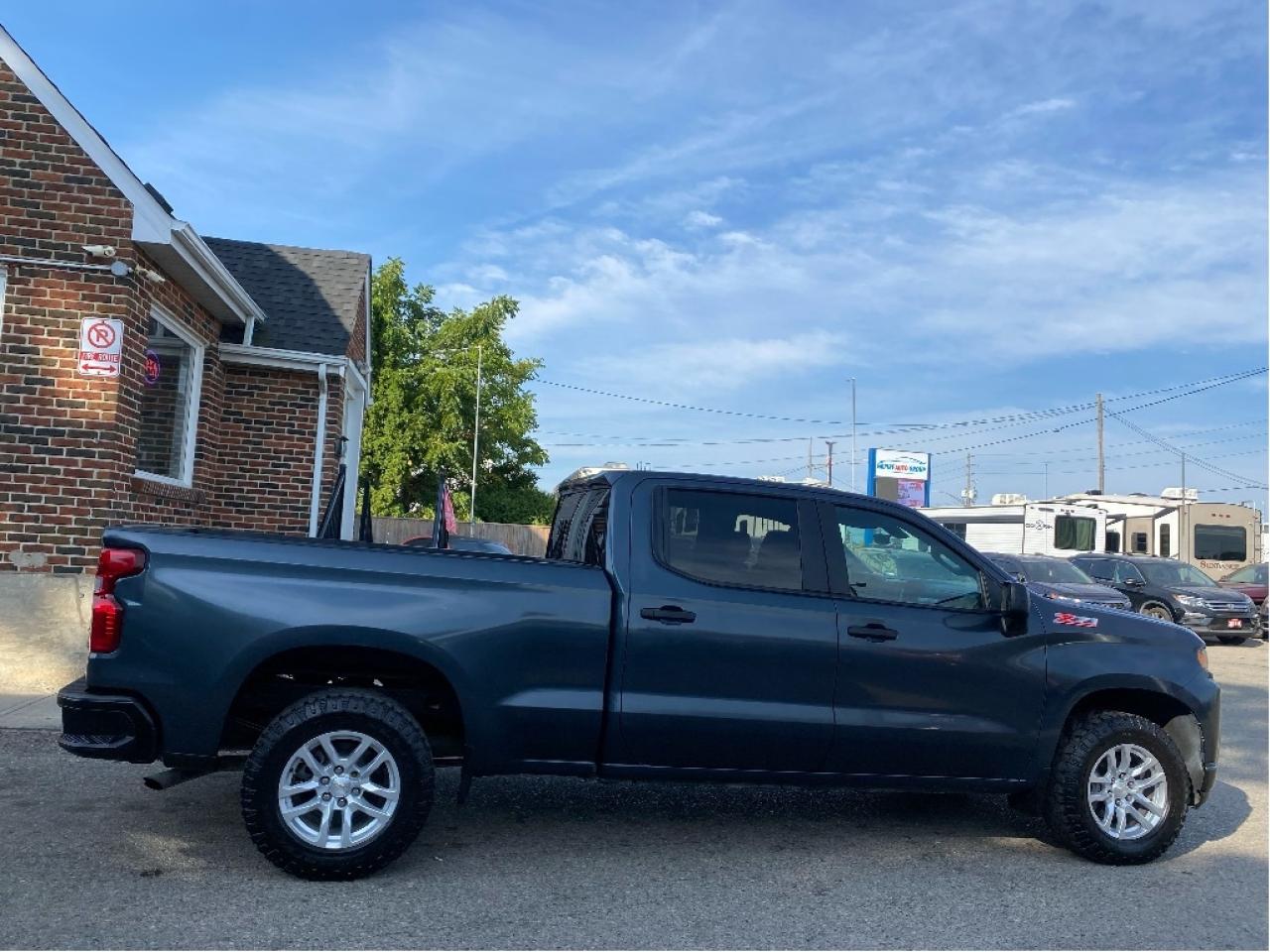 2021 Chevrolet Silverado 1500 No Accidents, Very Well Maintained, Drives Great ! Photo