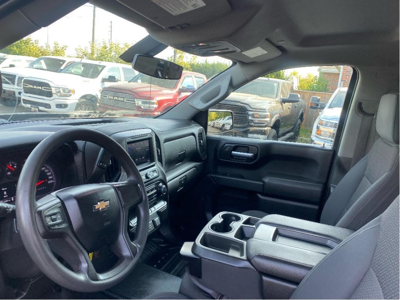 2021 Chevrolet Silverado 1500 No Accidents, Very Well Maintained, Drives Great ! Photo