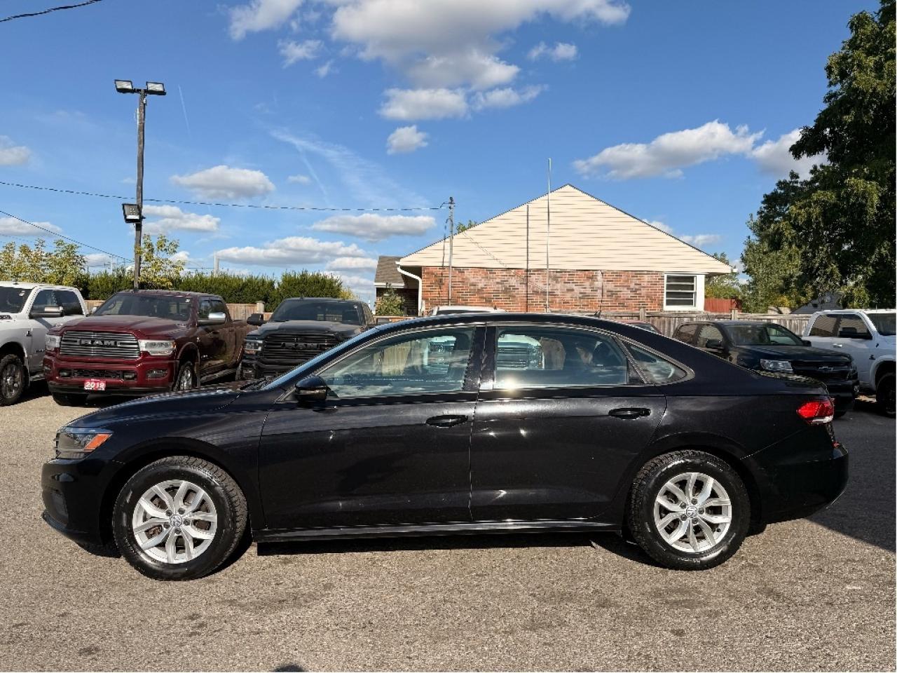 2020 Volkswagen Passat COMFORTLINE Photo