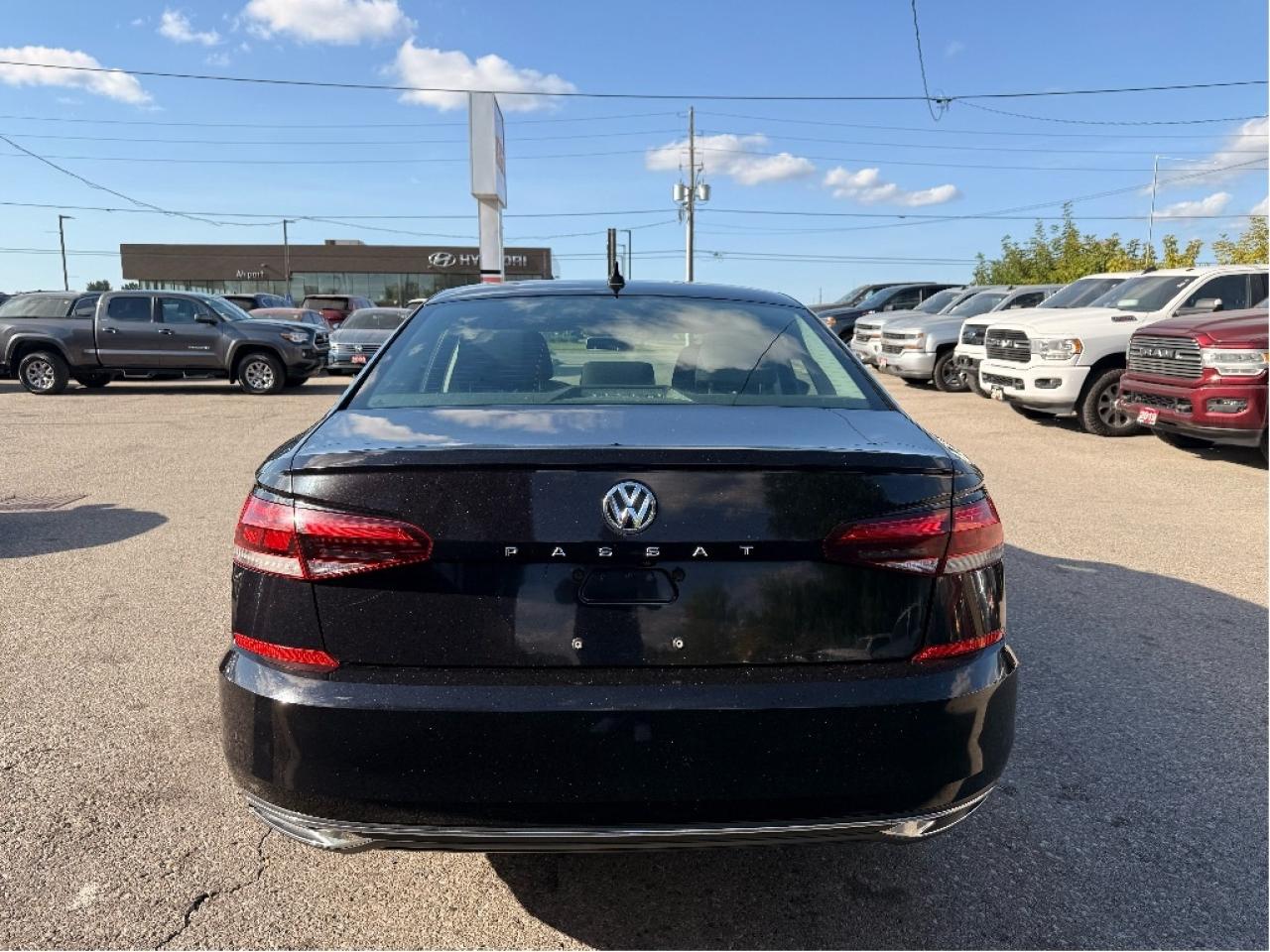 2020 Volkswagen Passat COMFORTLINE Photo