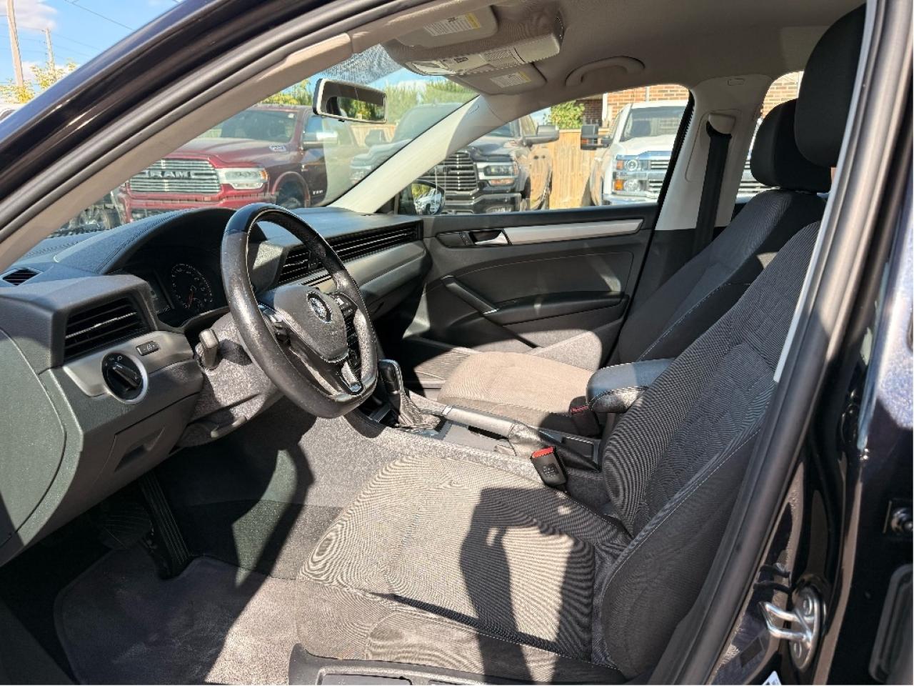 2020 Volkswagen Passat COMFORTLINE Photo