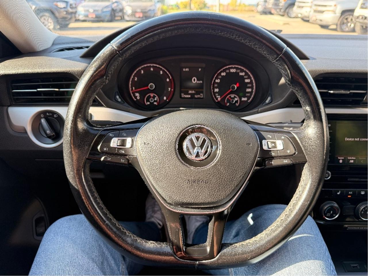 2020 Volkswagen Passat COMFORTLINE Photo