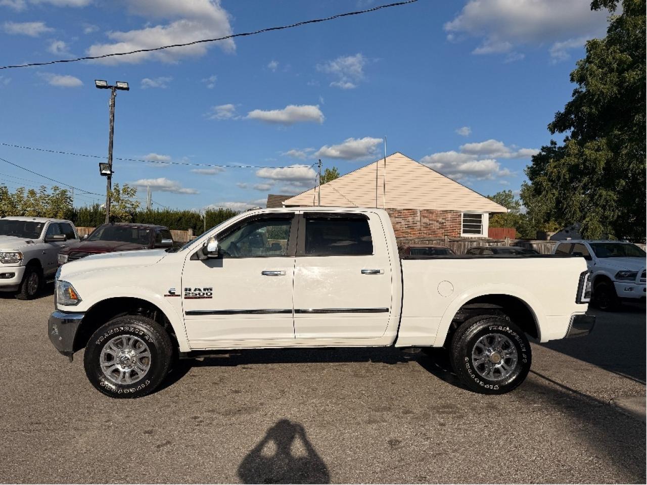 2017 RAM 2500 Laramie, Cummins Diesel, Loaded Photo3