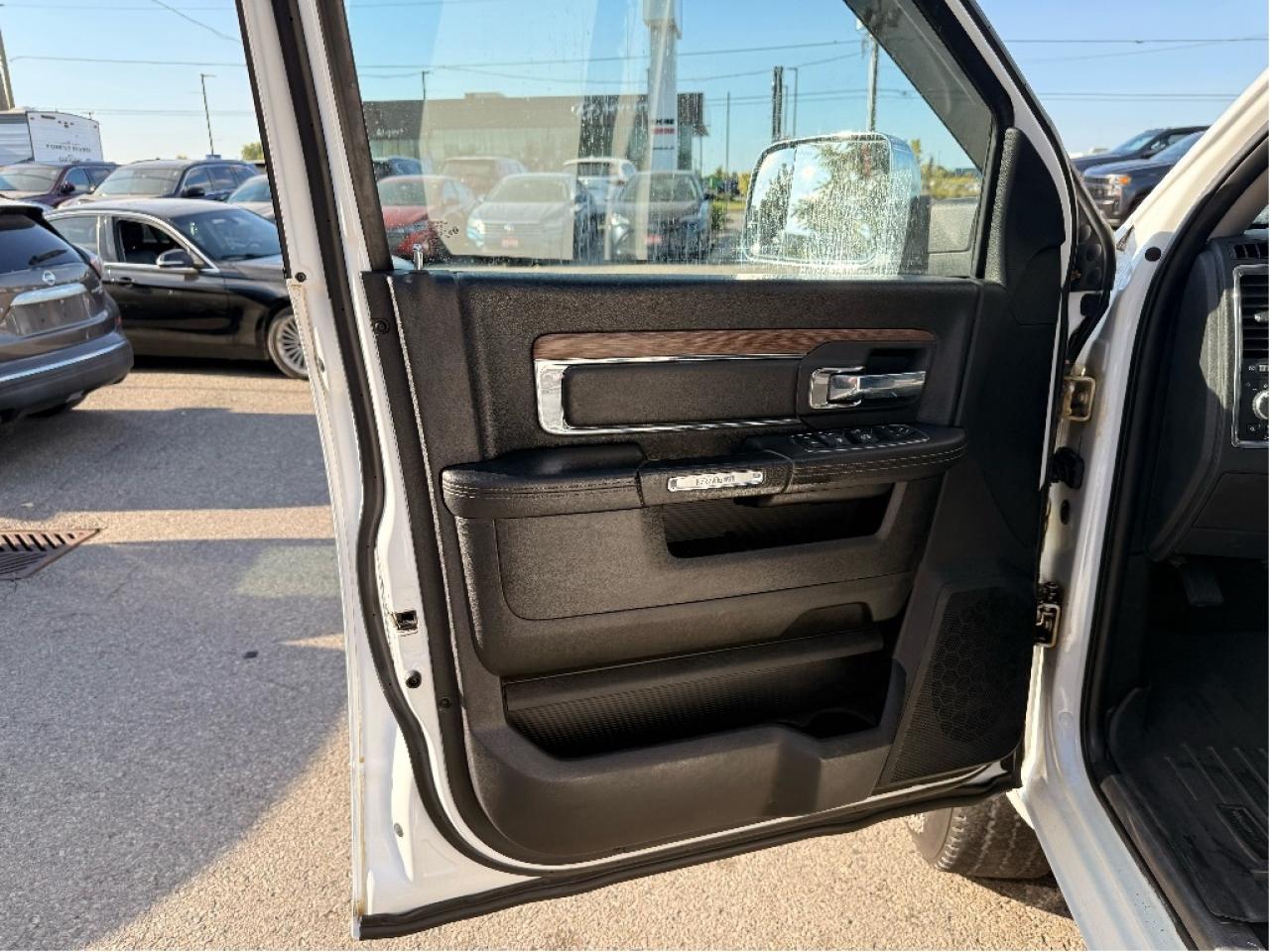 2017 RAM 2500 Laramie, Cummins Diesel, Loaded Photo