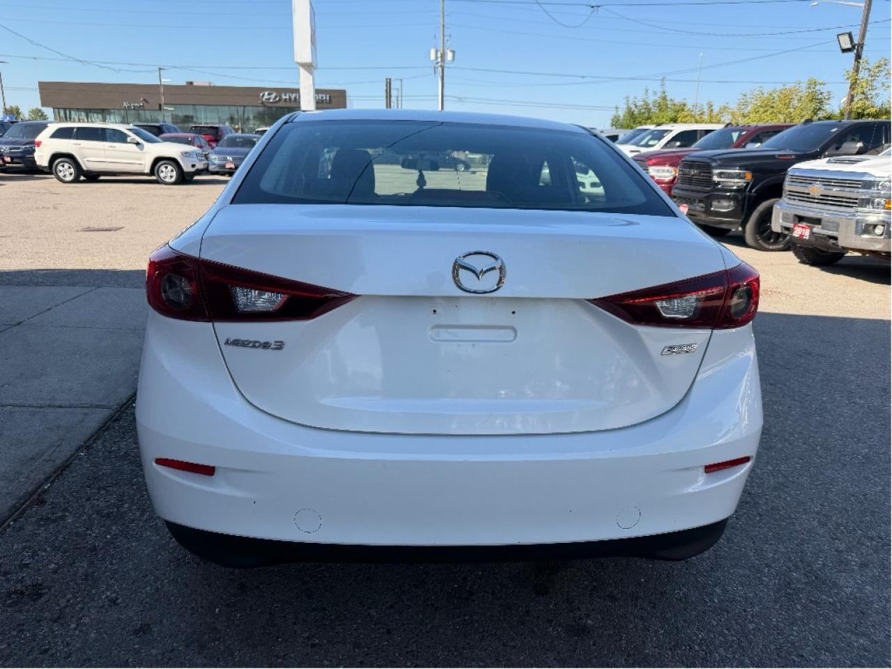 2014 Mazda MAZDA3 GX-SKY Photo