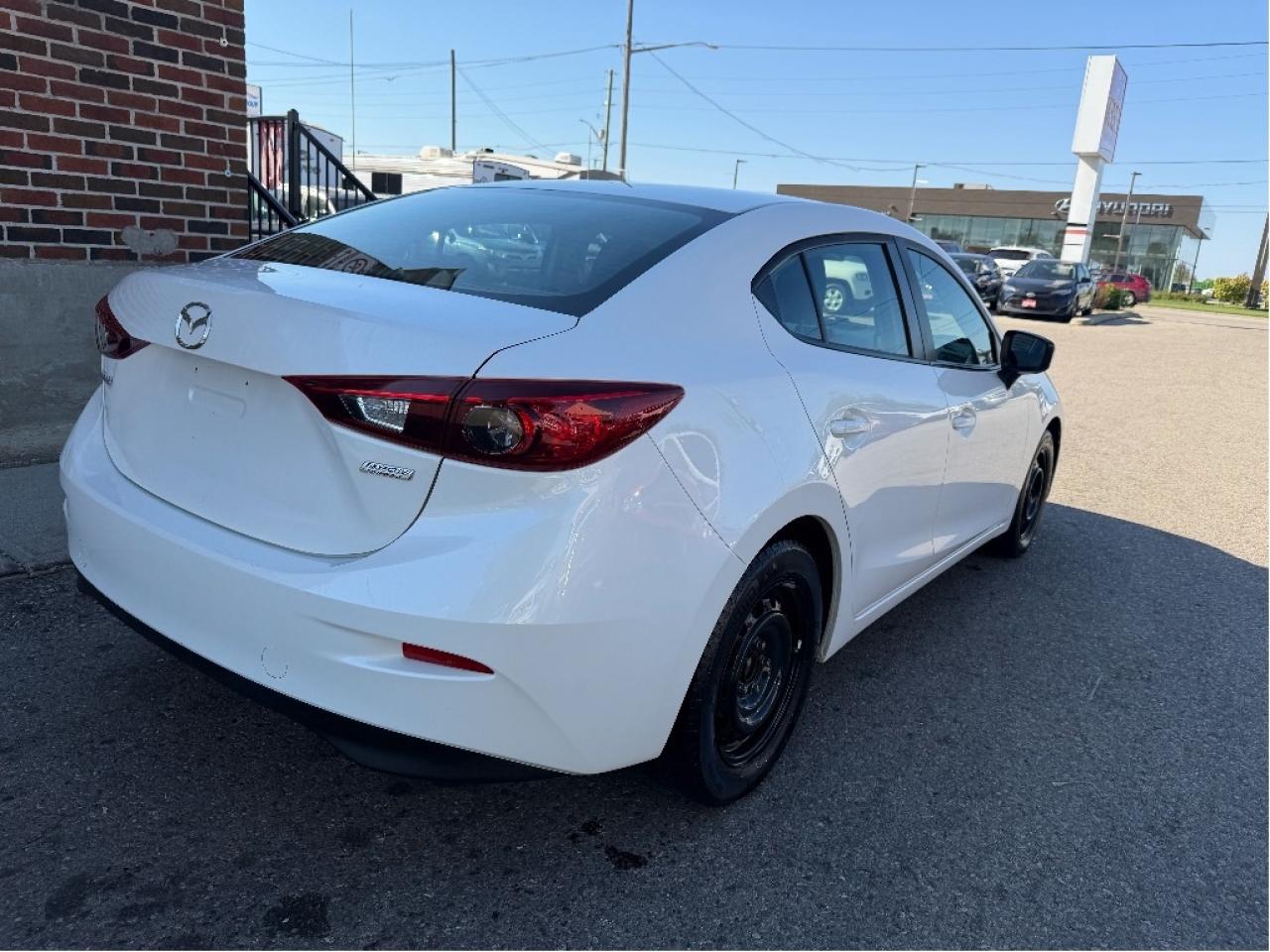 2014 Mazda MAZDA3 GX-SKY Photo