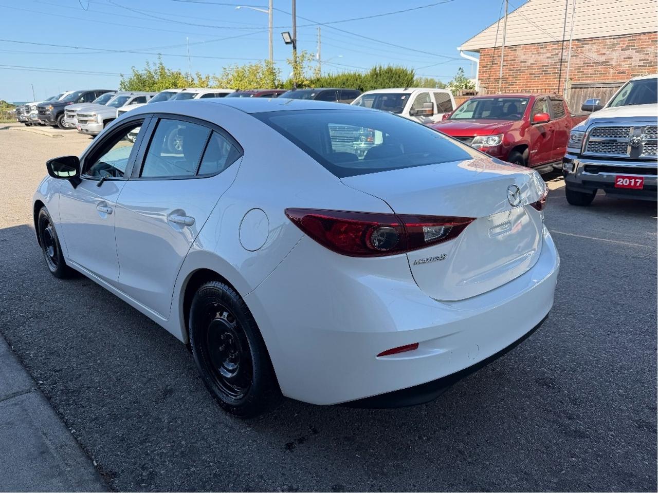 2014 Mazda MAZDA3 GX-SKY Photo