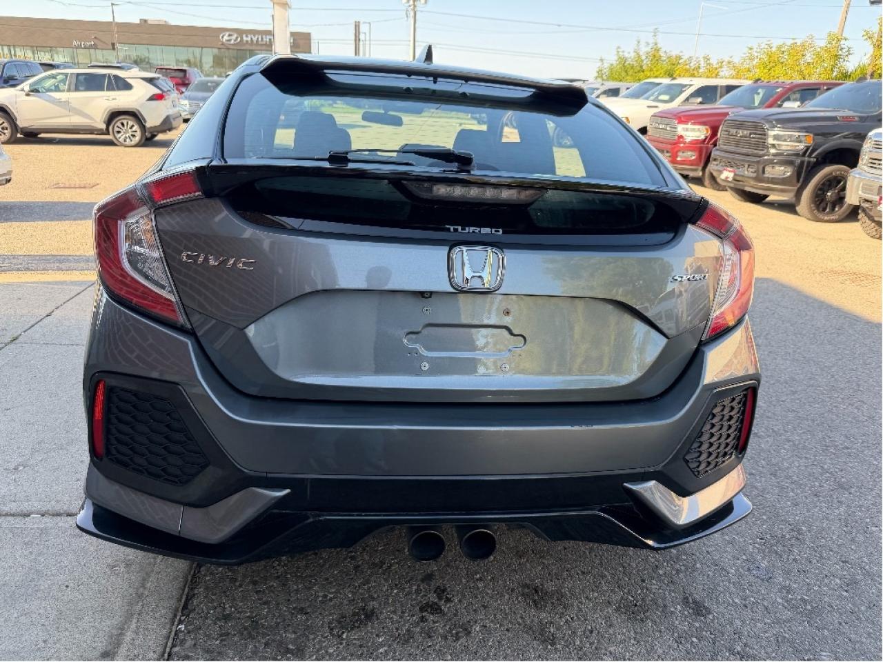 2017 Honda Civic Hatchback Sport Photo