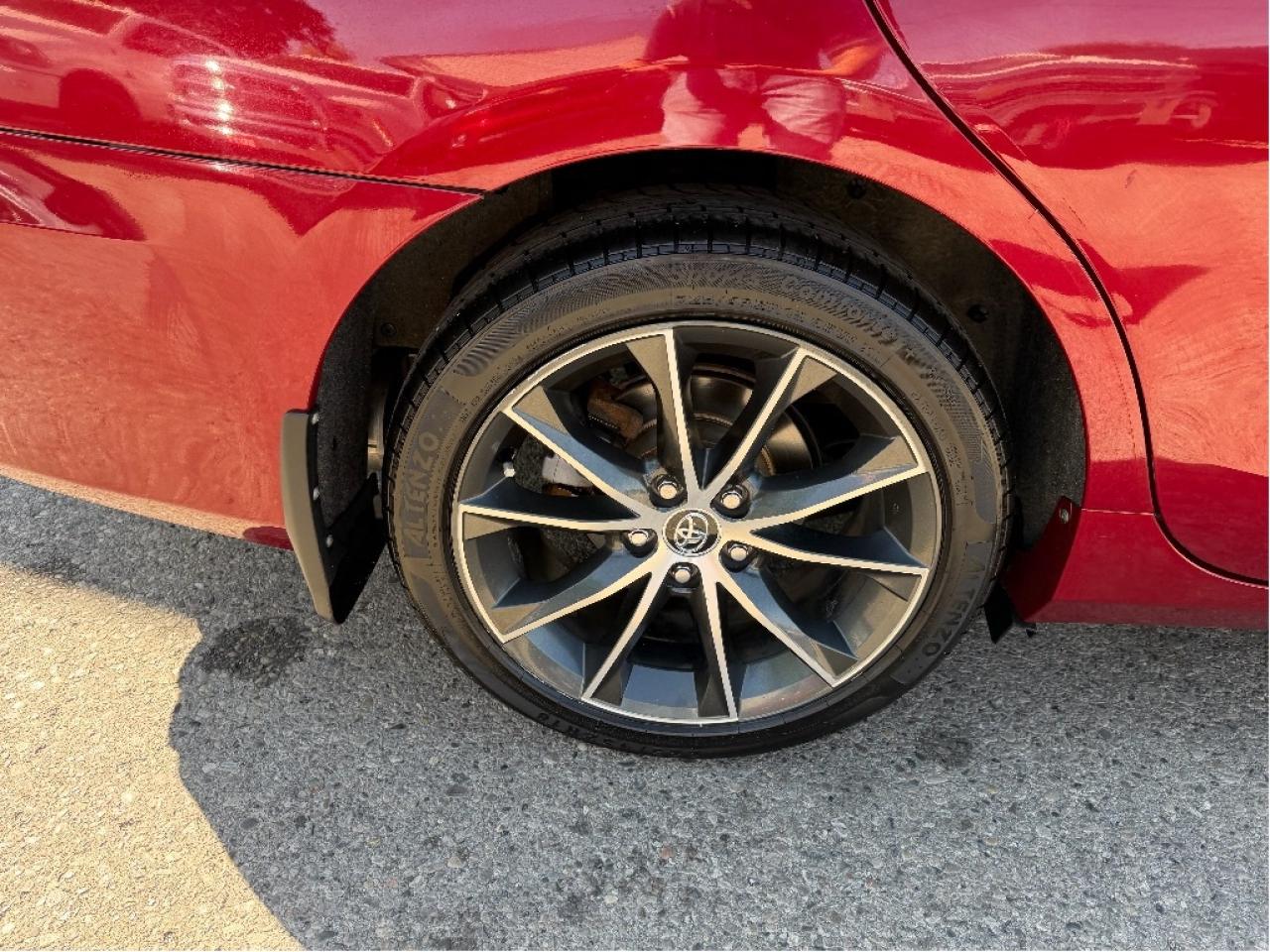 2015 Toyota Camry XSE, Very Well Maintained Photo