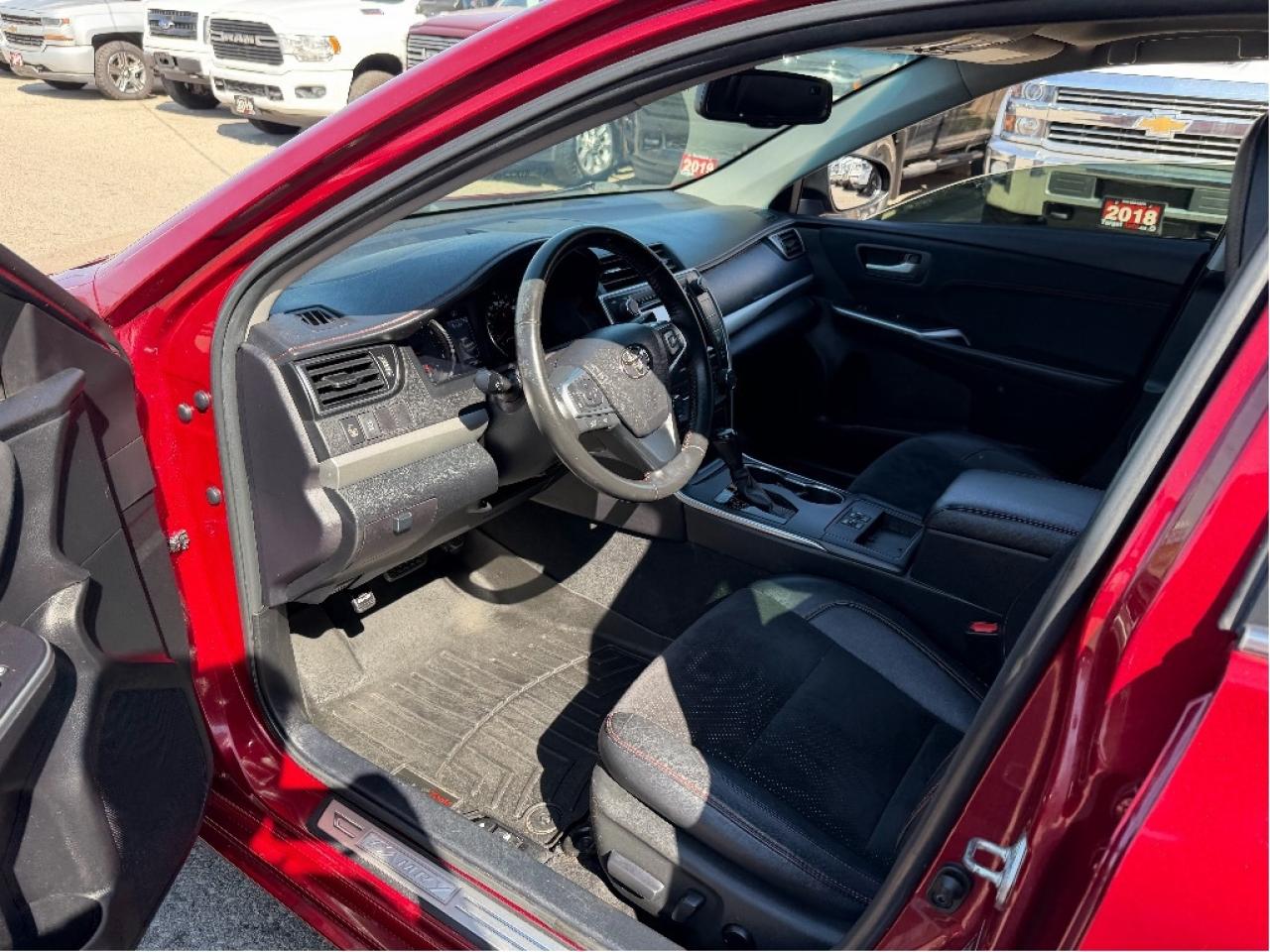 2015 Toyota Camry XSE, Very Well Maintained Photo