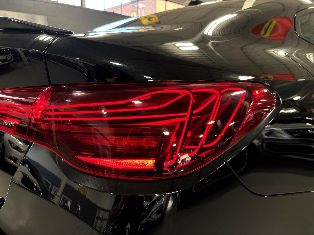 2025 BMW M4 Competition|COUPE|XDRIVE|AWD|CARBONROOF|REDSEATS|+ - Photo #9